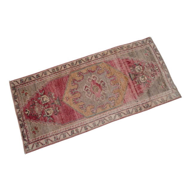 Vintage Turkish Small Rug Pink Beige Hand Knotted Turkish Accent Rug Door Mat 1'6"x3'1" For Sale - Image 4 of 13