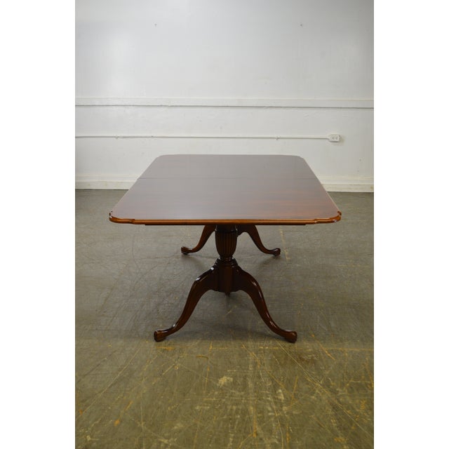 Thomasville Cherry Double Pedestal Traditional Dining Table w/ Leaves