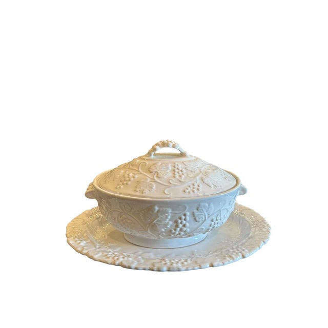 Vintage Grazia Deruto White Soup Tureen With Platter and Spoon For Sale - Image 9 of 13