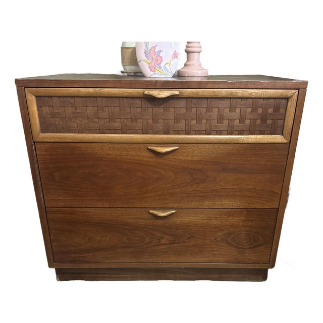 Vintage Mid-Century Modern Lane "Perception" Walnut 3-Drawer Dresser / Chest For Sale