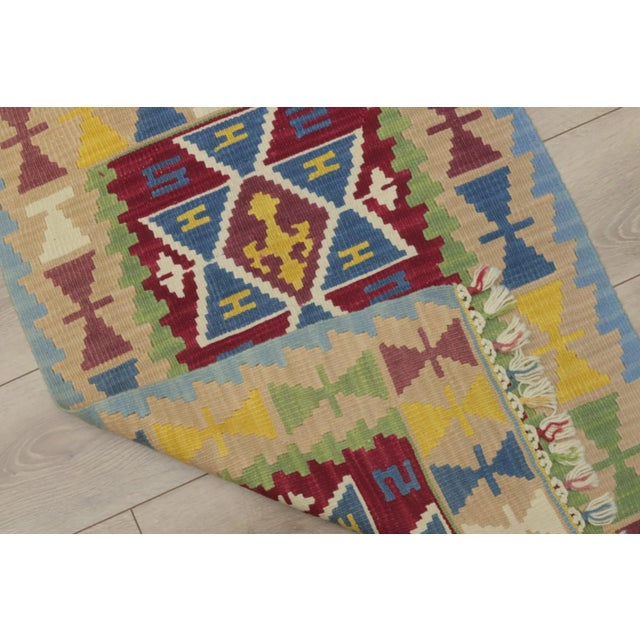 1970s Turkish Southwestern Style Hand Knotted Natural Wool Oushak Kilim Rug For Sale - Image 9 of 11