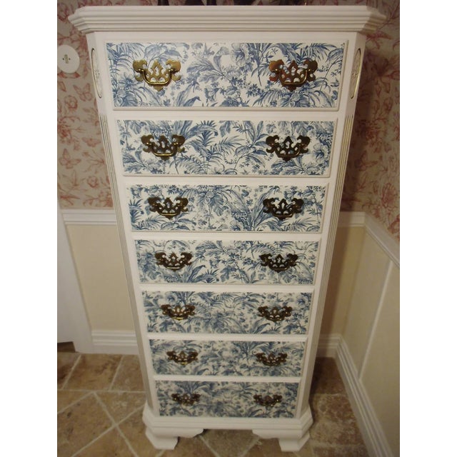 Georgian Court Chest of Drawers by Ethan Allen, 1990s For Sale - Image 12 of 12