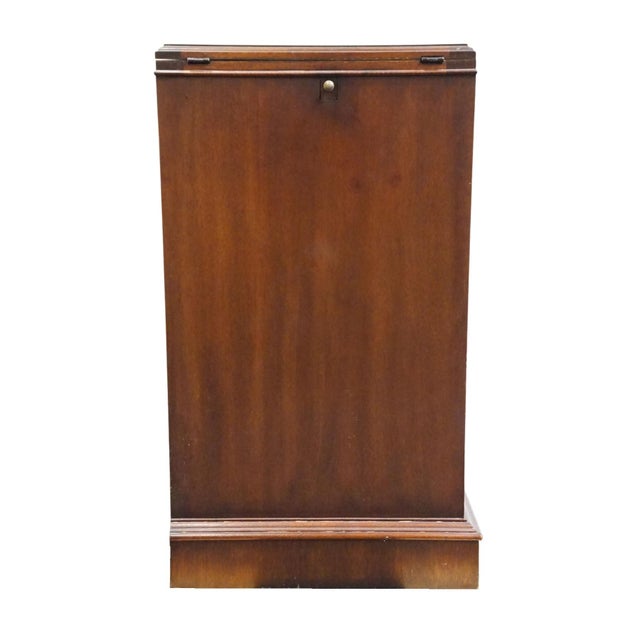Dixie Furniture Banded Mahogany Traditional Style 68" Flip-Top Server Buffet 549-861 For Sale - Image 17 of 18