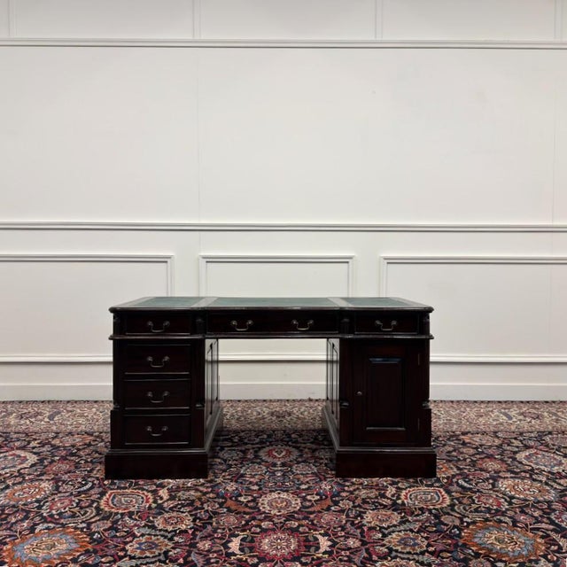 English Desk in Green Leather For Sale - Image 3 of 18