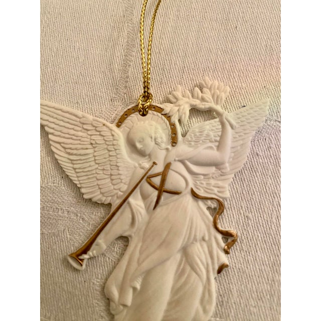 Ceramic Vintage Wedgwood White Angel Ornament, Featuring a Gold-Toned Horn, 22k Gold Accents, and Its Original Blue Gift Box. For Sale - Image 7 of 14