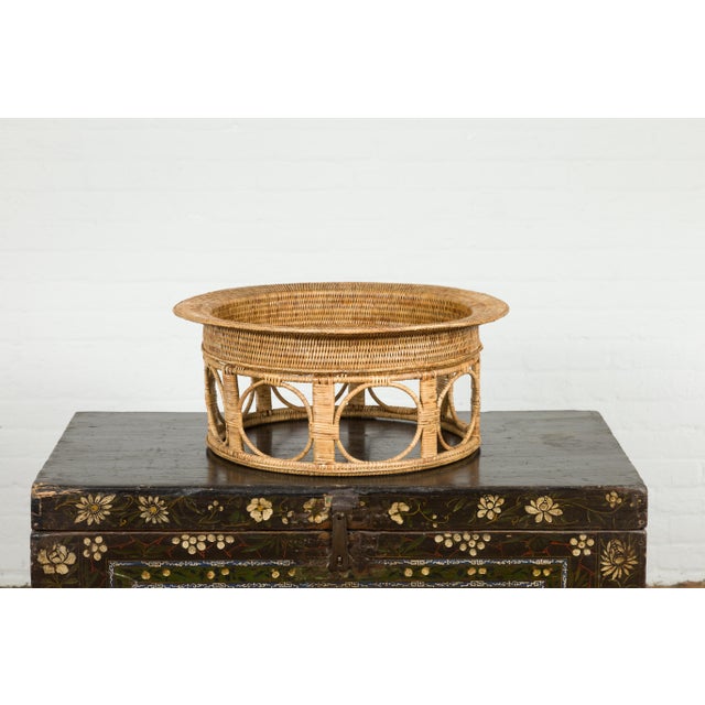 Contemporary Northern Thai Vintage Woven Rattan Khantok Tray For Sale - Image 3 of 12