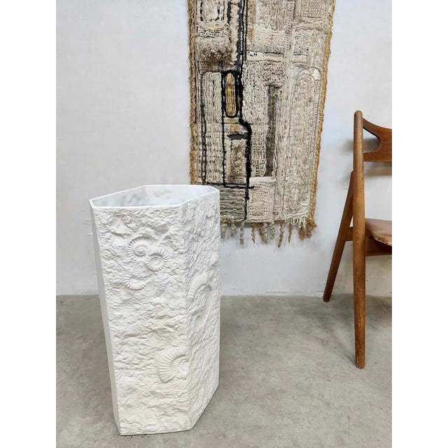 Vintage White Bisque Porcelain Vase from Ak Kaiser, 1960s For Sale - Image 4 of 7