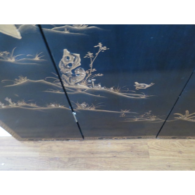 Early 20th Century Coromandel Black Lacquer Chinese 4 Panel Screen For Sale In Boise - Image 6 of 8
