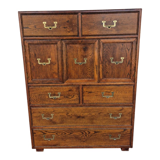 1970s Henredon Artefacts Gentleman’s Chest in Warm Oak Finish For Sale