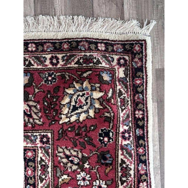 Vintage Sarough Rug, 1960s For Sale - Image 4 of 5