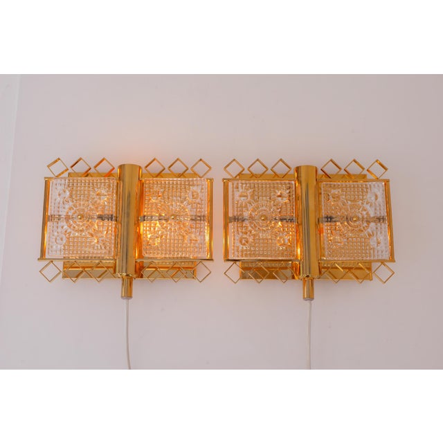 Wall-Mounted Sconces in Glass and Brass Lamps by Carl Fagerlund for Orrefors, Sweden, 1970s, Set of 2 For Sale - Image 14 of 14