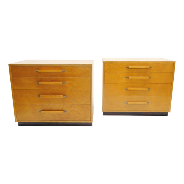 Rare Pair of Eliel & Pipsan Saarinen Chests for Johnson Furniture, 1940s For Sale