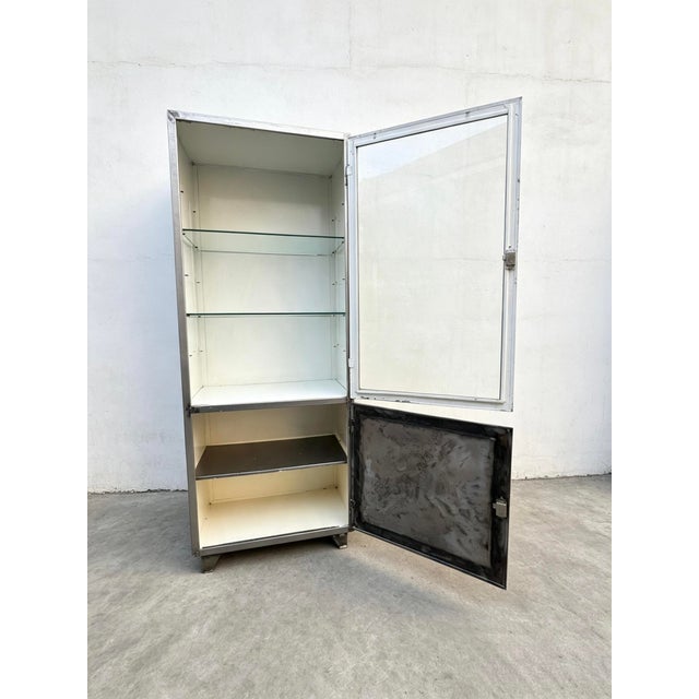 Vintage German Steel Medical Cabinet, 1960s For Sale - Image 6 of 11