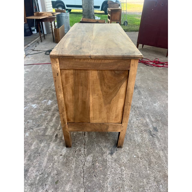 French 18th Century Louis XVI Bleached Solid Walnut Chest of Drawers For Sale - Image 4 of 12