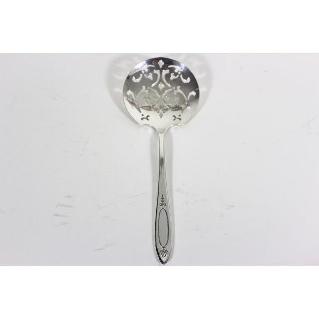 1910s 1917 Silver Plated Tomato Server Spoon, Adam Oneida Community Plate Pattern Vintage Large Slotted Serving For Sale - Image 5 of 10