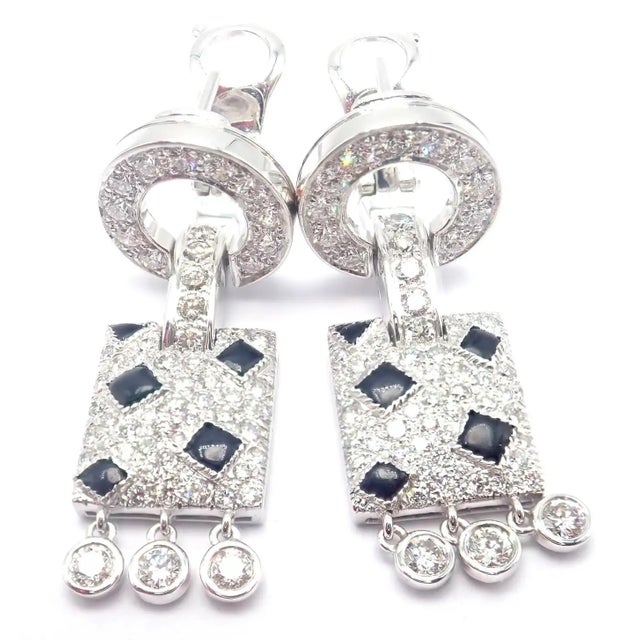 Metal 1990s Pair of Cartier Black Onyx Diamond Gold Panthere Panther Earrings For Sale - Image 7 of 13