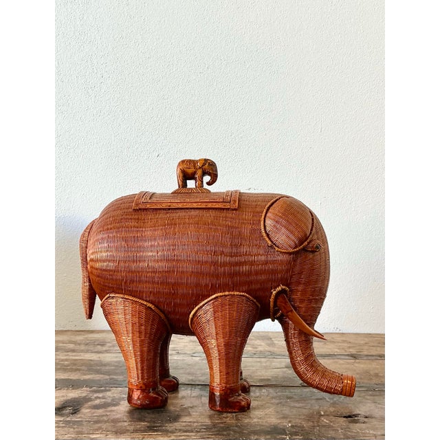 Vintage Shanghai Weave Lidded Elephant Box For Sale - Image 4 of 12