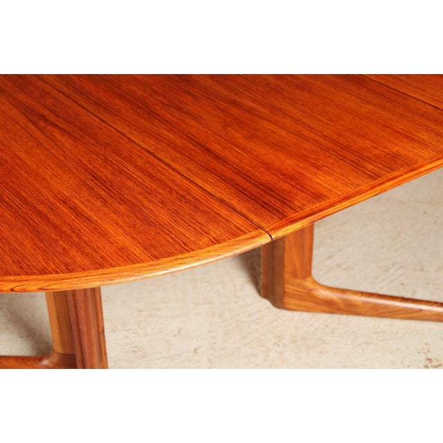 Wood Mid-Century Danish Extendable Rosewood Dining Table from Dyrlund, 1970s For Sale - Image 7 of 13