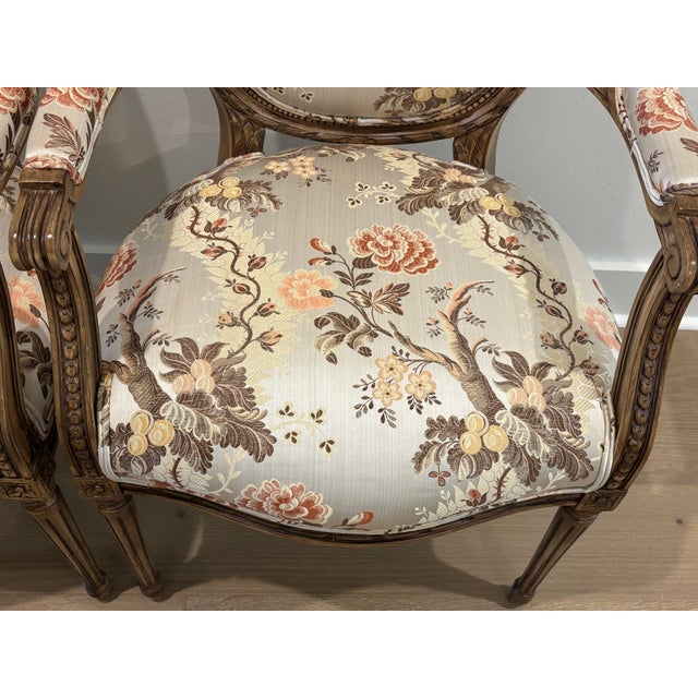 Vintage Louis XVI Style Carved Wood Fauteuil Armchairs in Floral Chinoiserie Upholstery - A Pair For Sale - Image 12 of 18