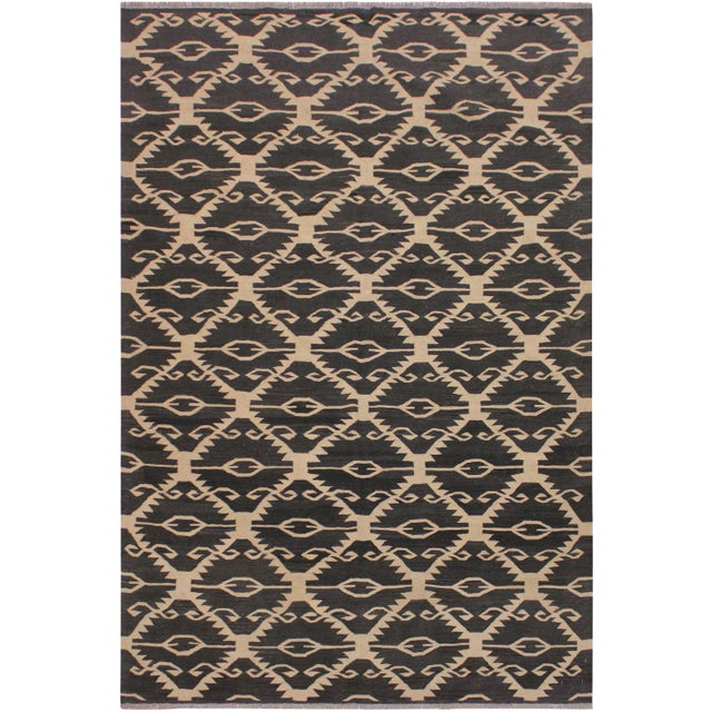 1990s Navajo Style Kilim Sanford Charcoal/Beige Hand-Woven Wool Rug - 5'7 X 8'1 For Sale