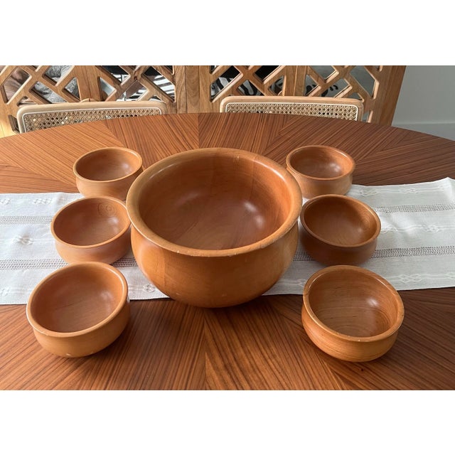 This GORGEOUS Italian salad bowl set is really and truly a work of art. Beautifully designed by Manzoni Pietro in Bergamo,...