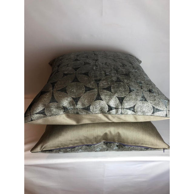 Beautiful circle in aged silver printed on linen velvet in bluish silver velvet. I have used Sim Pearson fabric for...