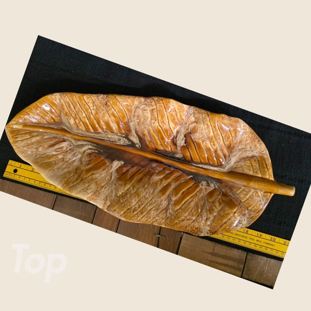 Maurice of California 1950s Gold Leaf Tray Mid Century Modern Ceramic Banana Leaf Platter 20” For Sale - Image 6 of 14