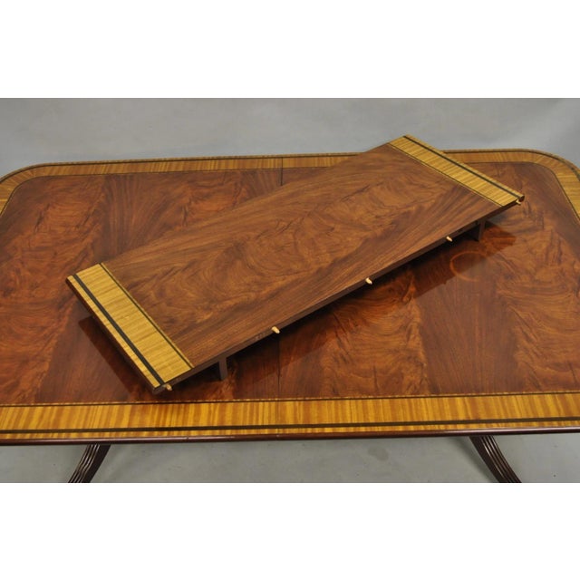 Traditional Baker Stately Homes Collection Georgian Duncan Phyfe Mahogany Dining Room Table For Sale - Image 3 of 17