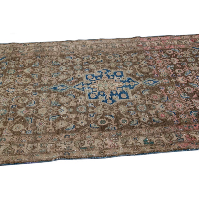 1960s Vintage Distressed Handmade Brown Medallion Wool Rug For Sale In New York - Image 6 of 7