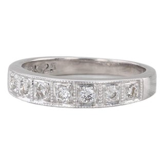 0.25ctw Diamond Wedding Band 18k White Gold Stackable Anniversary Ring, Size 6.75 For Sale