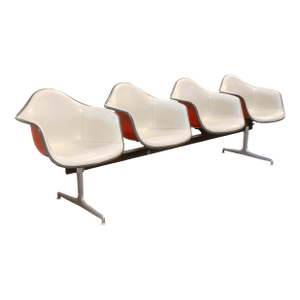 Charles & Ray Eames Herman Miller Tandem 4 Seat Fiberglass Shell Chair Bench