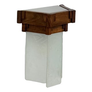 Art Deco Modernist Wall Sconce in Oak and Frosted Glass, France, 1930 For Sale