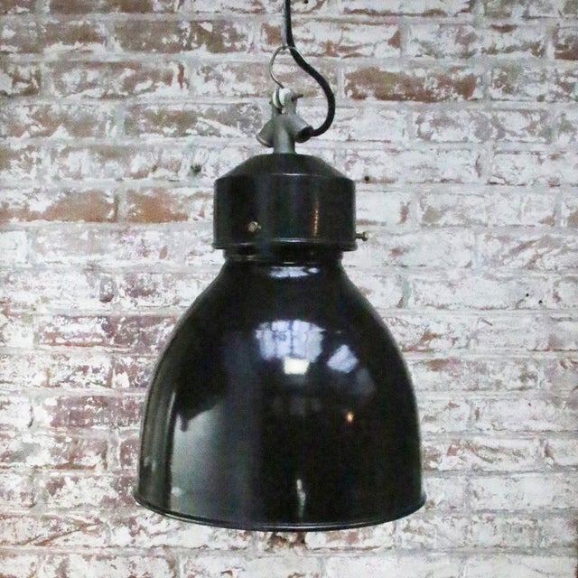 Vintage French Industrial Black Enamel Pendant Light by Gal For Sale - Image 4 of 5