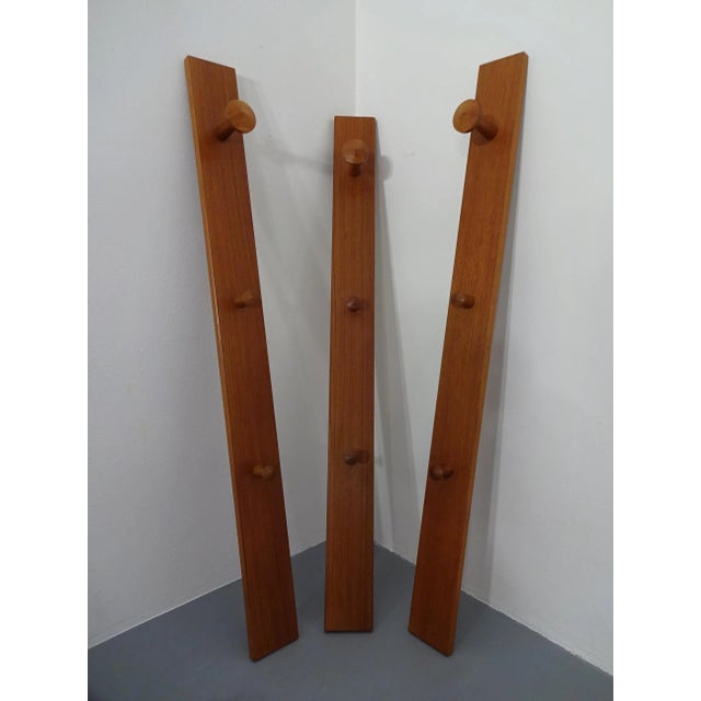 Aksel Kjersgaard No. 140 Teak Wall Racks by Aksel Kjersgaard for Odder Møbler, 1960s, Set of 3 For Sale - Image 4 of 18