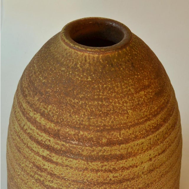 Mobach Studio Pottery Vases in Beehive Shape, 1970s, Set of 3 For Sale - Image 11 of 18