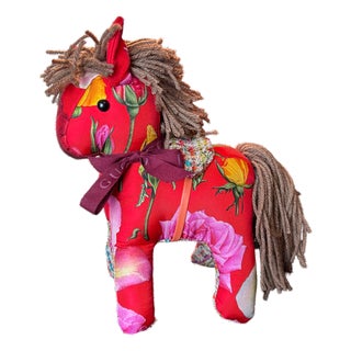 Gucci Roses Vintage Silk Scarf Noble Pony For Sale