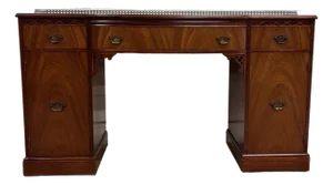 Vintage Chippendale Style Galleried Mahogany Sideboard Buffet Console Desk