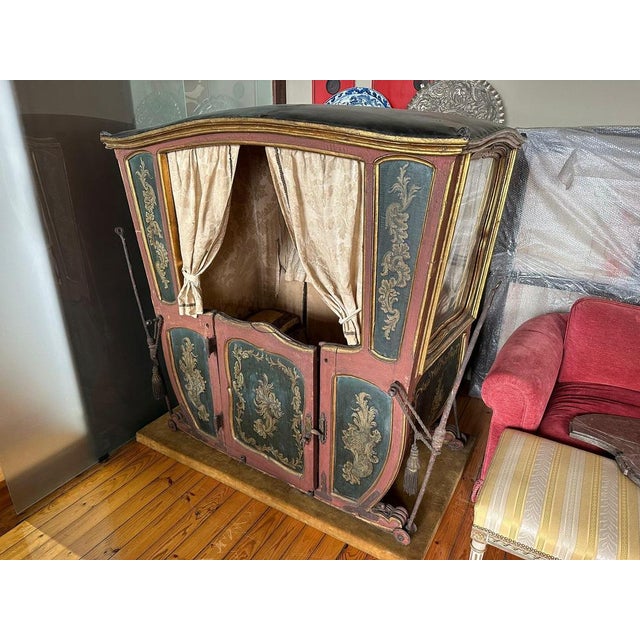 Wood 18th Century Portuguese Sedan Chair For Sale - Image 7 of 18