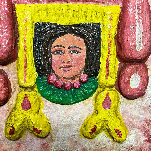 Late 20th Century Vintage Authentic Hand Painted Mexican Folk Art Hanging Wall Plaque For Sale - Image 4 of 10