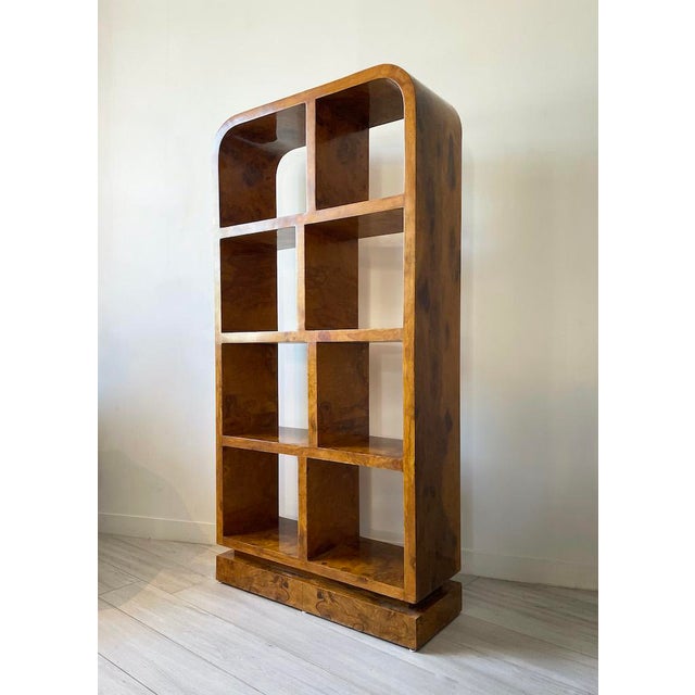 Art Deco Bookcase in Lacquered Mahogany Burl Veneer, 1980 For Sale - Image 10 of 10