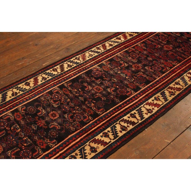 Middle Eastern Rug in Wool For Sale - Image 6 of 11