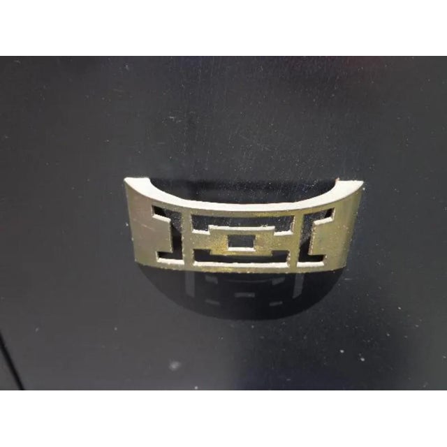 1960s Vintage Asian Cabinet Console For Sale In Los Angeles - Image 6 of 7