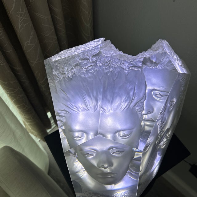 Abstract Rare Michael Wilkinson “Imagine” Signed Acrylic Optical Sculpture — Edition 138/500 For Sale - Image 3 of 11