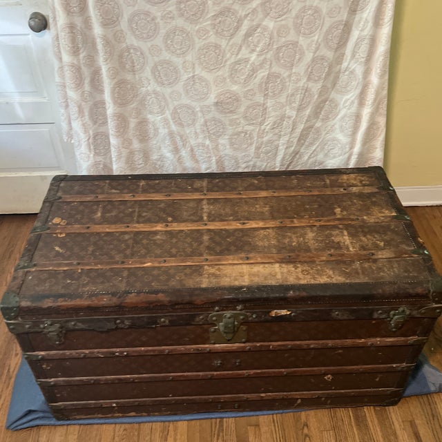 Traditional Authentic Vintage Louis Vuitton Travel Trunk Norma Restored For Sale - Image 3 of 12
