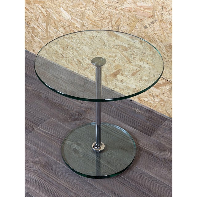 1980s Space Age Side Table in Chrome and Glass, 1980s For Sale - Image 5 of 15