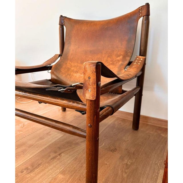 Vintage Buffalo Leather Safari Armchair in Oak Frame, 1970s, Set of 2 For Sale - Image 6 of 9