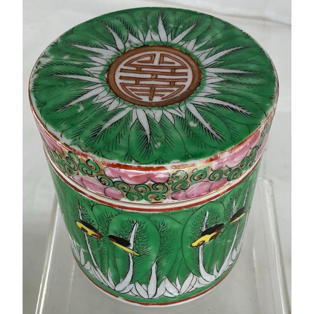 Antique Chinese Export Porcelain Famille Verte “Boc Choy Leaf” Pattern Canister With Lid. For Sale - Image 10 of 12