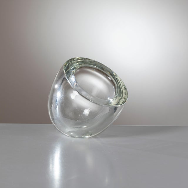 Sculptural Clear Glass Vase by Alfredo Barbini, Italy, 1960 For Sale - Image 9 of 10