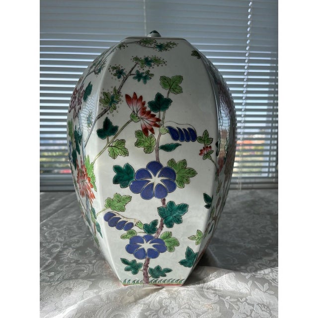 Early 20th Century Vintage 14 Chinese Famille Rose Hexagonal Ginger Jar Peony Millefleurs For Sale - Image 5 of 8