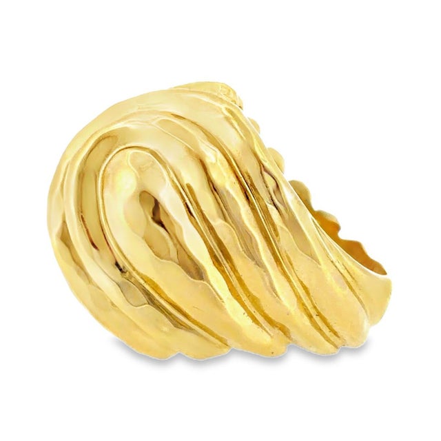 Henry Dunay 18k Gold Hammered Swirl Sculptural Dome Ring, Circa 1980's, Size 5.25 For Sale - Image 4 of 7